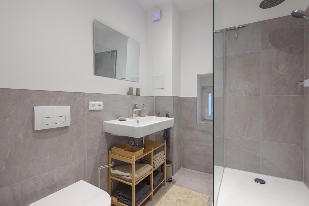 Neue 2-Zi-Apartment 15 Min Entfernung Zum Hbf Und Brandenburger Tor Berlin Bagian luar foto